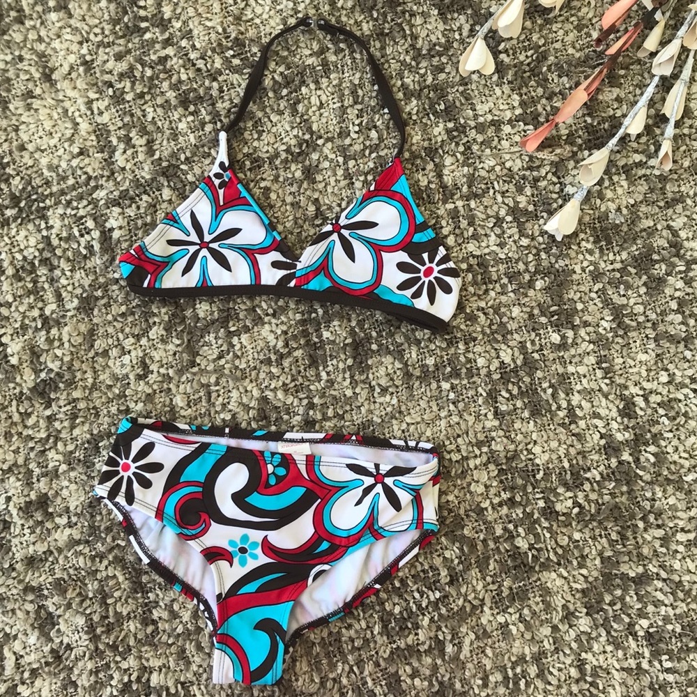 ✨5/$14 NWOT Xhilaration Floral Halter Top Bikini